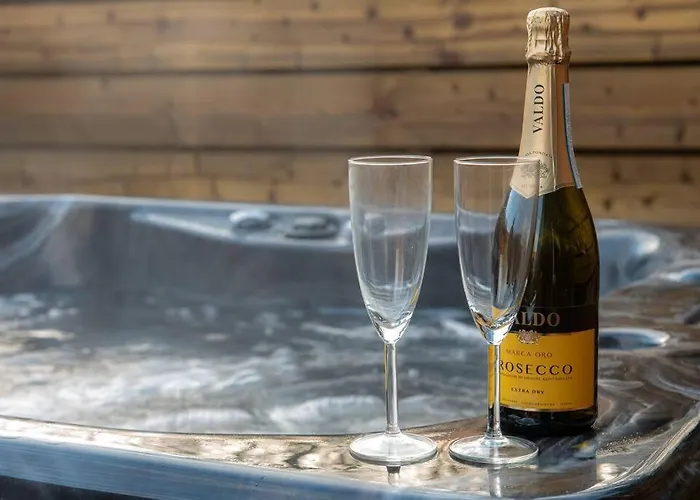 Chinchilla - Still Rabbit - Hot Tub - Yorkshire